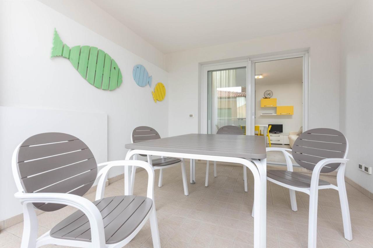 Blu Indaco Villa Elsa Lignano Sabbiadoro Kültér fotó