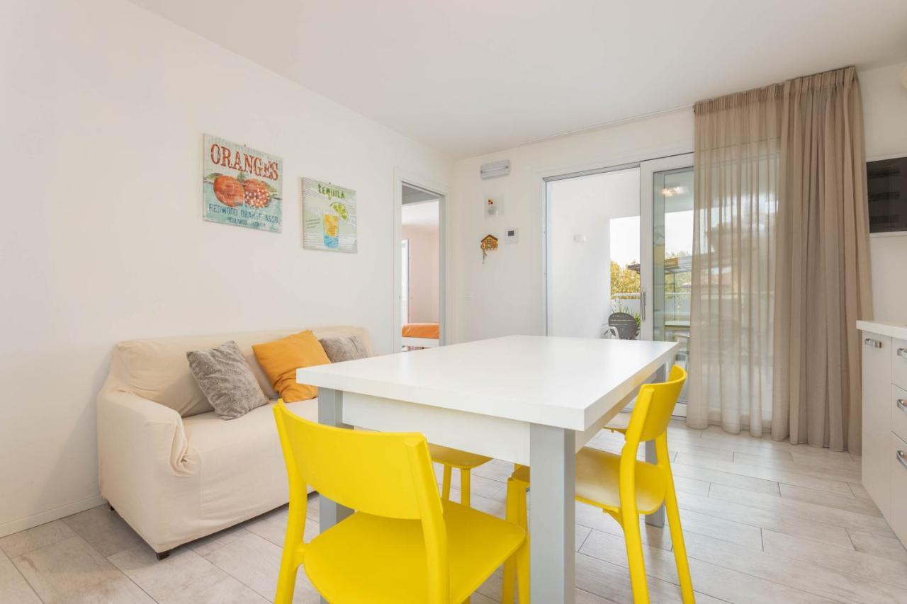 Blu Indaco Villa Elsa Lignano Sabbiadoro Kültér fotó