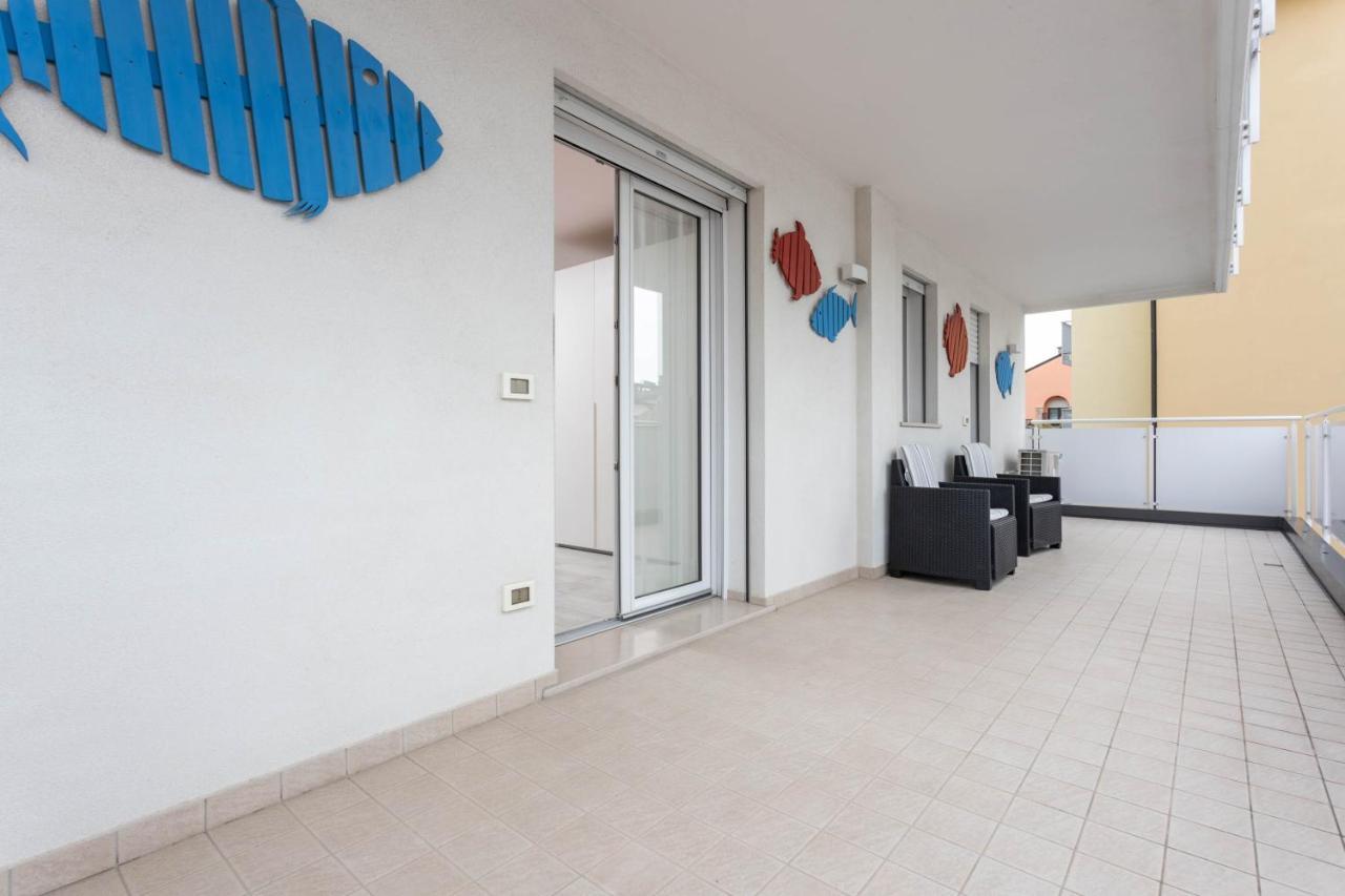 Blu Indaco Villa Elsa Lignano Sabbiadoro Kültér fotó