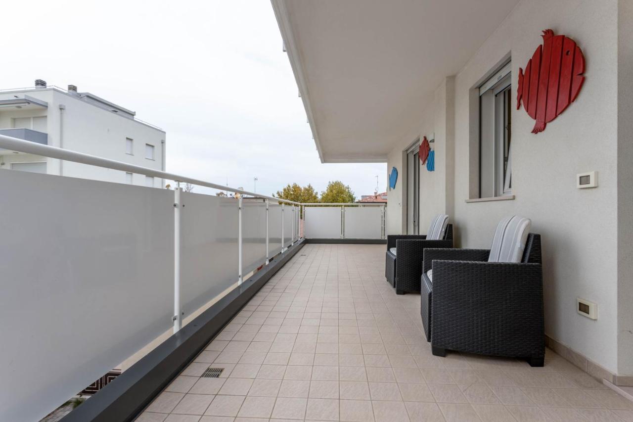 Blu Indaco Villa Elsa Lignano Sabbiadoro Kültér fotó