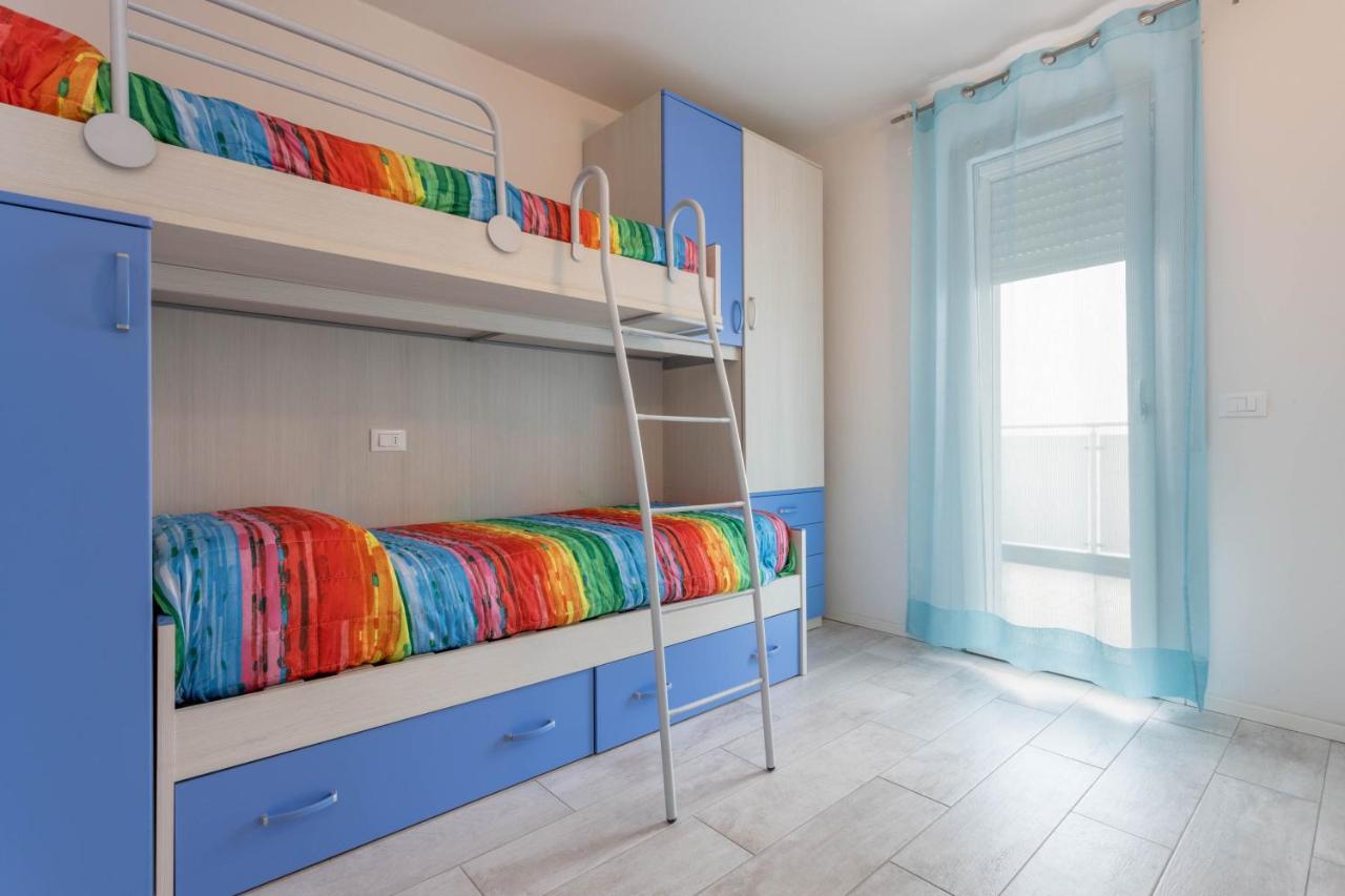 Blu Indaco Villa Elsa Lignano Sabbiadoro Kültér fotó
